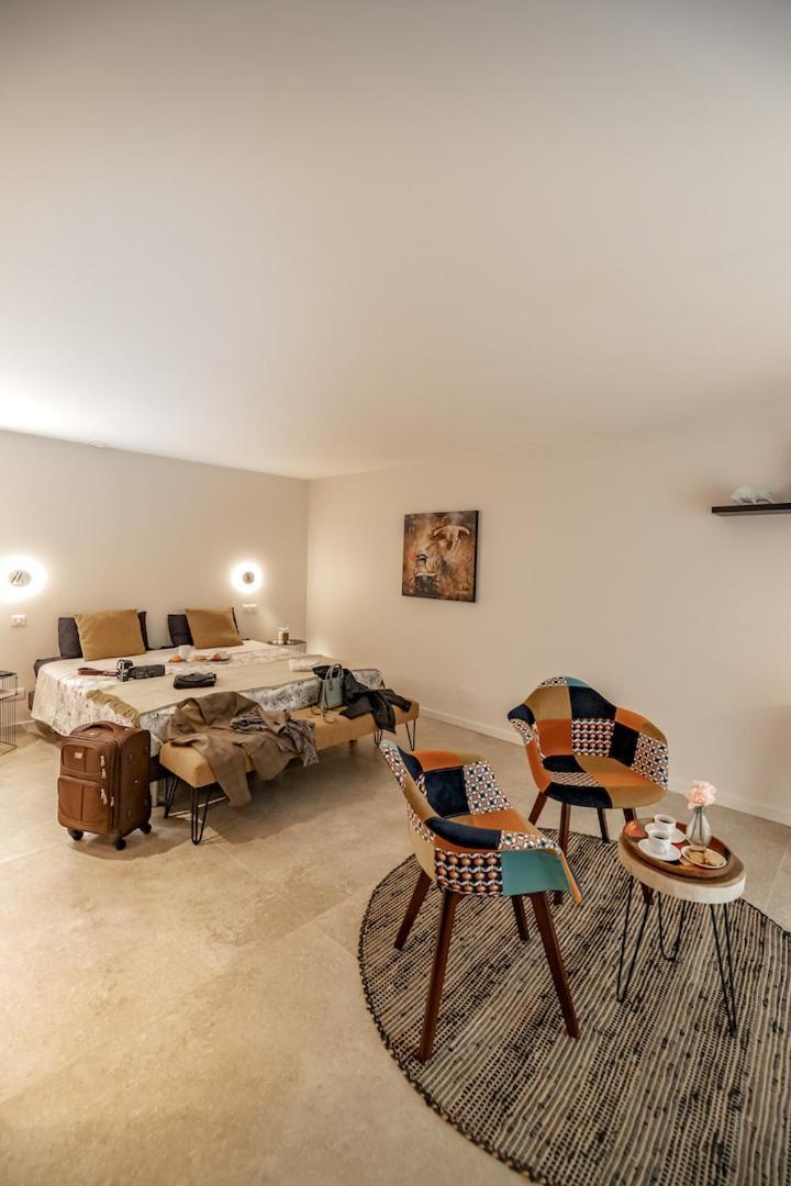 Mas De Ceoulet - Villa De Luxe En Camargue Arles Buitenkant foto